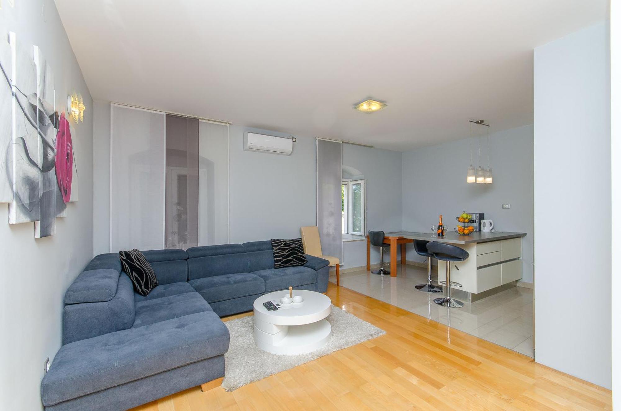 Apartament Stone Rose In Center *